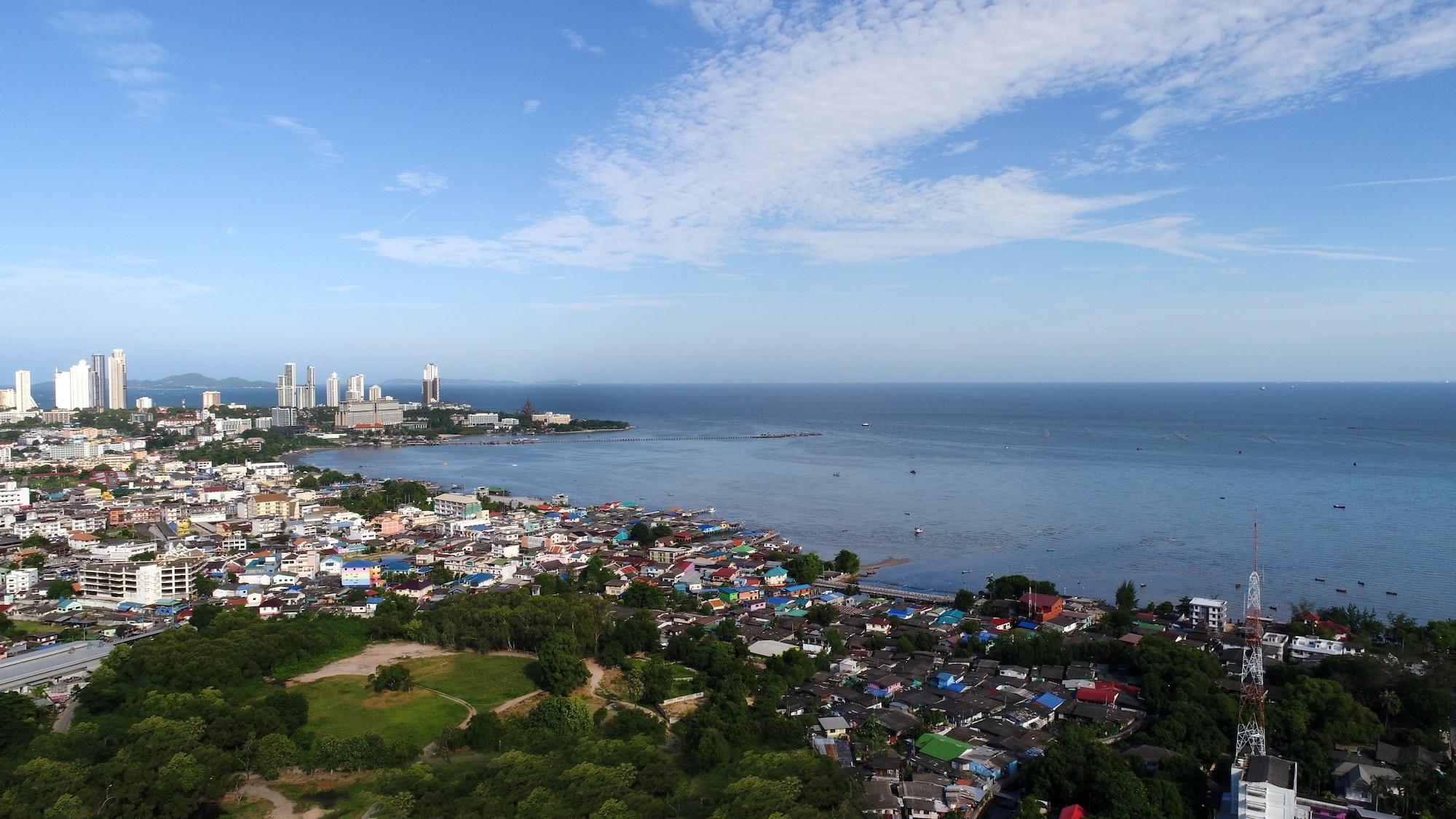 Hotel Ruenthip Pattaya Exteriér fotografie