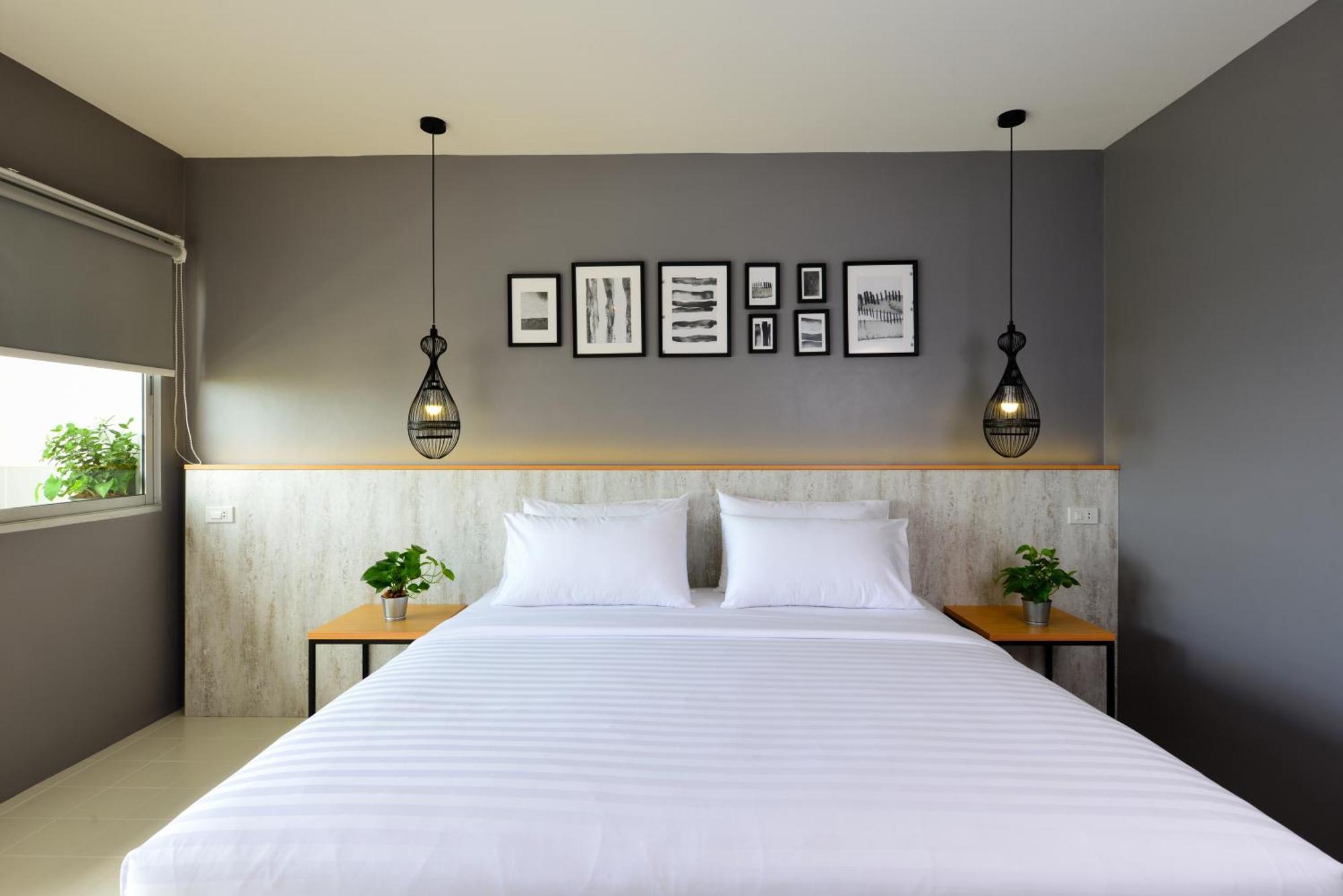 Hotel Ruenthip Pattaya Pokoj fotografie