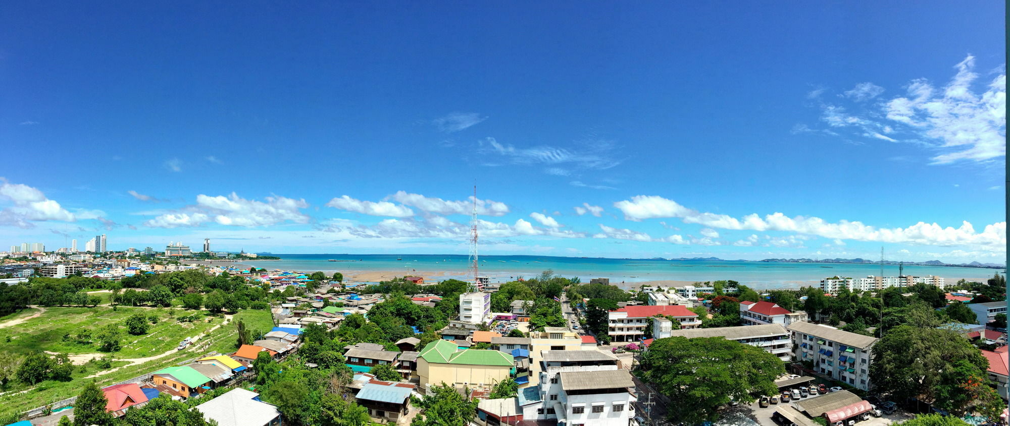 Hotel Ruenthip Pattaya Exteriér fotografie